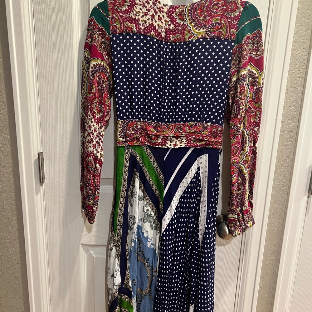 Moulinette Soeurs Long Sleeve Dress, Blue and Red Patterns zipper in the side - Picture 9 of 11